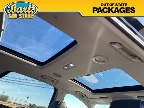 Used 2021 Buick Enclave Avenir w/ Avenir Technology Package image 15