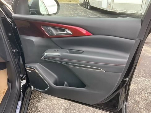 New 2026 Chevrolet Traverse RS w/ LPO, Floor Liner Package image 22