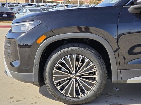 New 2026 Volkswagen Tiguan S image 5