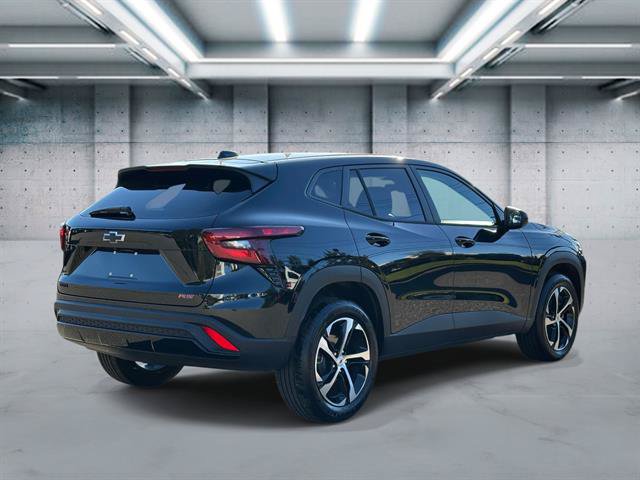 Used 2026 Chevrolet Trax RS w/ Driver Confidence Package FWD image 27