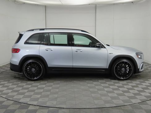 Used 2026 Mercedes-Benz GLB 35 AMG 4MATIC image 4
