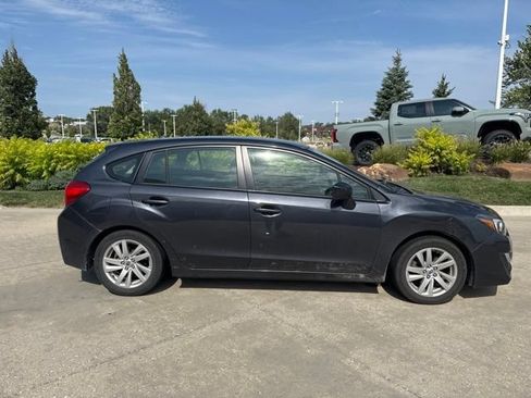 Used 2016 Subaru Impreza 2.0i Premium AWD/4WD image 2