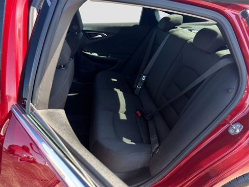 Used 2022 Chevrolet Malibu RS image 13
