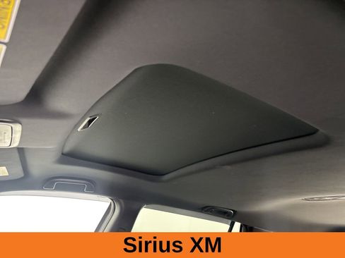 Used 2025 Honda Passport EX-L image 11