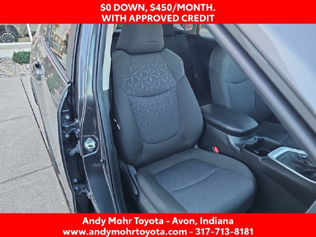 Used 2022 Toyota RAV4 XLE w/ XLE Grade Weather Package AWD/4WD image 34