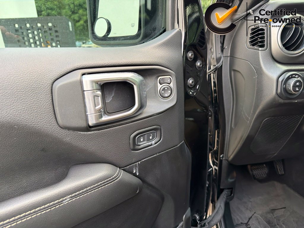 Certified 2023 Jeep Gladiator Rubicon w/ Cold Weather Group AWD/4WD image 49