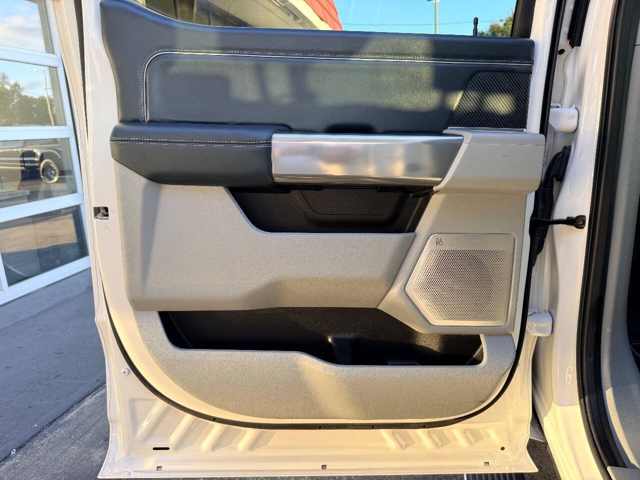 Used 2024 Ford F350 Limited w/ FX4 Off-Road Package AWD/4WD image 35