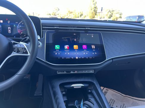 Certified 2024 Mercedes-Benz E 350 4MATIC Sedan image 31