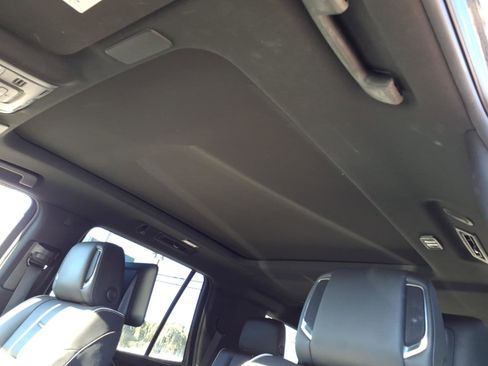 Used 2021 Cadillac Escalade Premium Luxury w/ Performance Package image 19