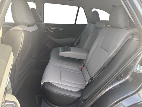 New 2025 Subaru Outback Limited image 13