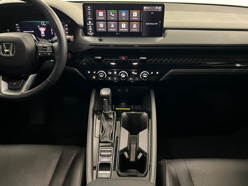 Used 2025 Honda Accord Touring image 14