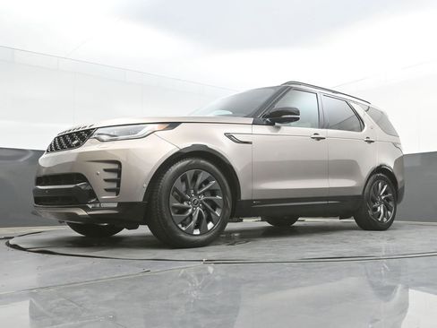 Used 2022 Land Rover Discovery S R-Dynamic AWD/4WD image 38