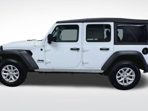 Used 2023 Jeep Wrangler Unlimited Sport AWD/4WD image 5