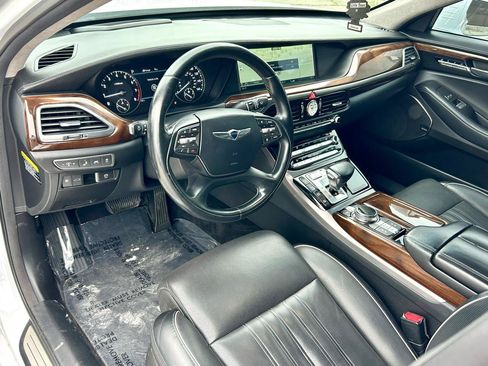 Used 2019 Genesis G90 5.0 Ultimate RWD image 11