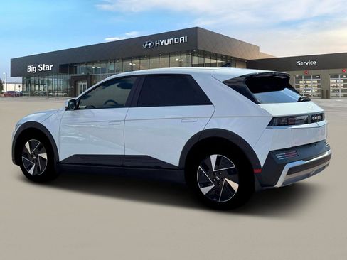 New 2026 Hyundai Ioniq 5 SEL image 4