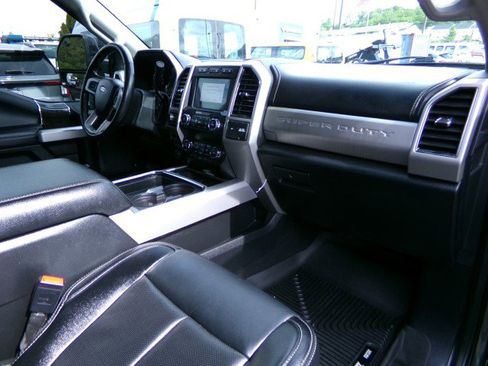 Used 2021 Ford F250 Lariat AWD/4WD image 12