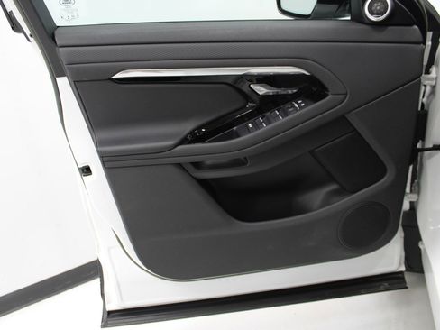 Used 2023 Land Rover Range Rover Evoque R-Dynamic S image 12