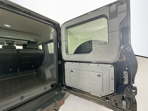 Used 2024 INEOS Grenadier Station Wagon AWD/4WD image 42
