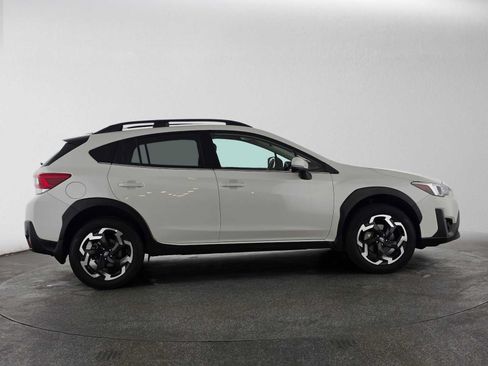 Used 2022 Subaru Crosstrek 2.5i Limited w/ Moonroof Package 2 AWD/4WD image 2