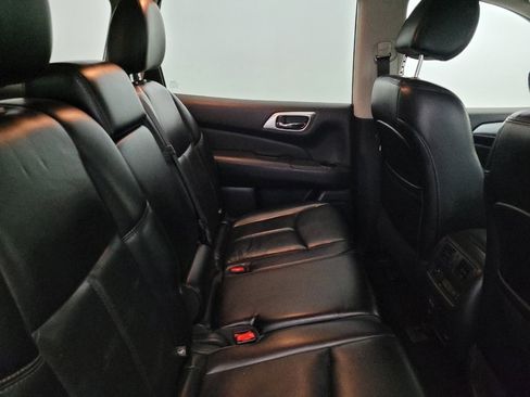 Used 2017 Nissan Pathfinder SL w/ SL Premium Package AWD/4WD image 19