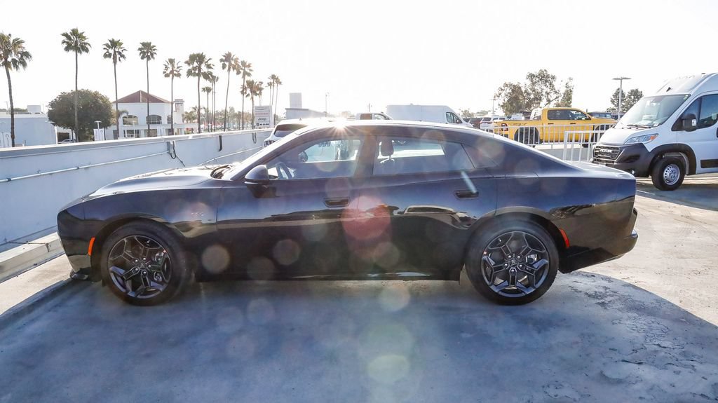 New 2026 Dodge Charger R/T w/ Blacktop Package AWD/4WD image 14