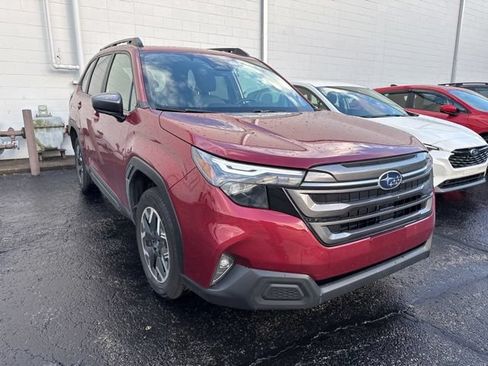 Used 2026 Subaru Forester Premium AWD/4WD image 1
