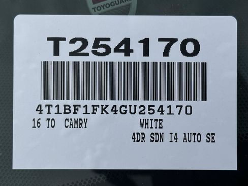 Used 2016 Toyota Camry SE FWD image 15