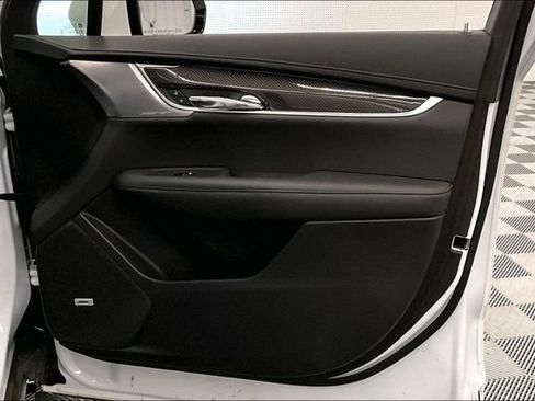 Used 2024 Cadillac XT6 Sport w/ Technology Package AWD/4WD image 22