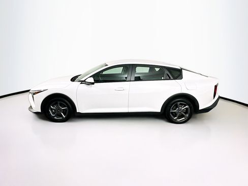 Used 2025 Kia K4 FWD image 4