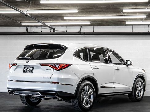 New 2026 Acura MDX SH-AWD image 5