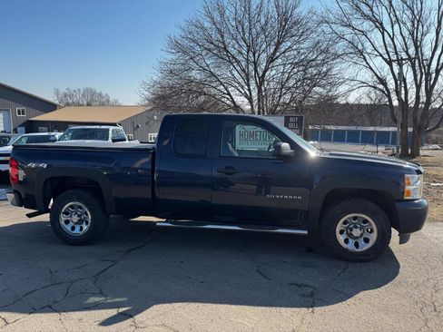 Used 2011 Chevrolet Silverado 1500 LT image 2