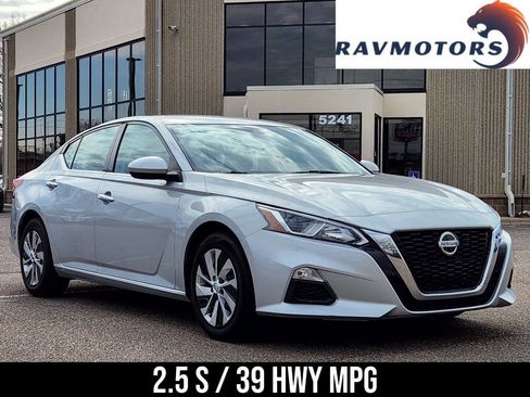 Used 2021 Nissan Altima 2.5 S image 1