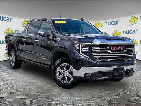 Used 2025 GMC Sierra 1500 SLT AWD/4WD image 1
