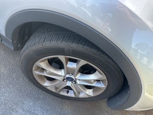 Used 2014 Ford Escape Titanium image 4