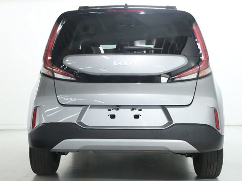 Used 2023 Kia Soul LX FWD image 40