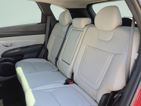 Used 2025 Hyundai Tucson Limited FWD image 20