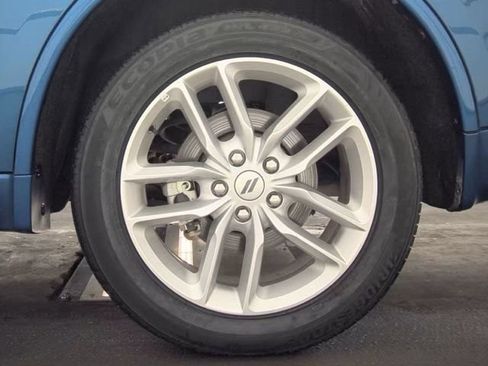 Used 2025 Dodge Durango GT AWD/4WD image 23