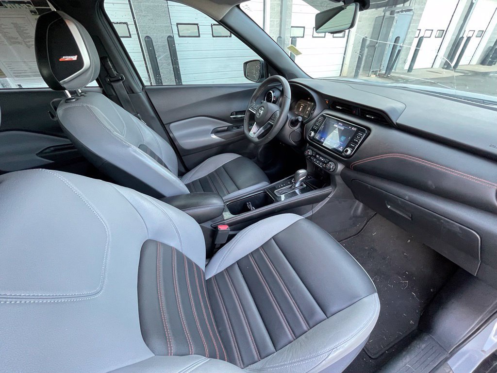 Used 2021 Nissan Kicks SR w/ SR Premium Package FWD image 28
