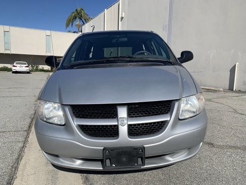 Used 2003 Dodge Grand Caravan Sport image 3