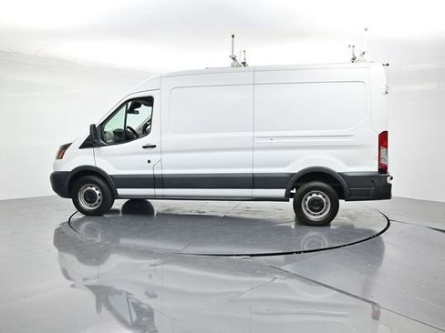 Used 2017 Ford Transit 250 148 Medium Roof image 7