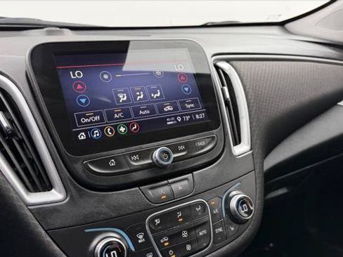 Used 2023 Chevrolet Malibu LT FWD image 27