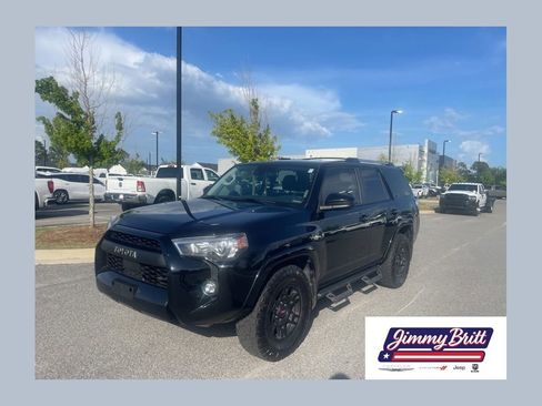 Used 2022 Toyota 4Runner SR5 RWD image 1