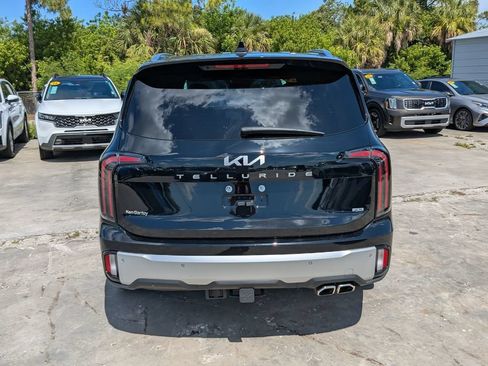 Certified 2024 Kia Telluride SX Prestige w/ Towing Package AWD/4WD image 7