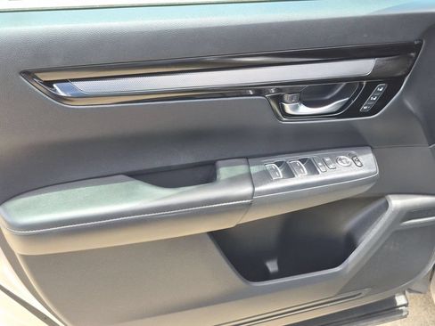 Used 2025 Honda CR-V EX-L image 11