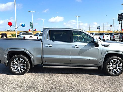 Used 2025 GMC Sierra 1500 Denali w/ Denali Reserve Package AWD/4WD image 6