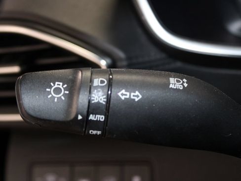 Used 2023 Hyundai Santa Fe SEL FWD image 17