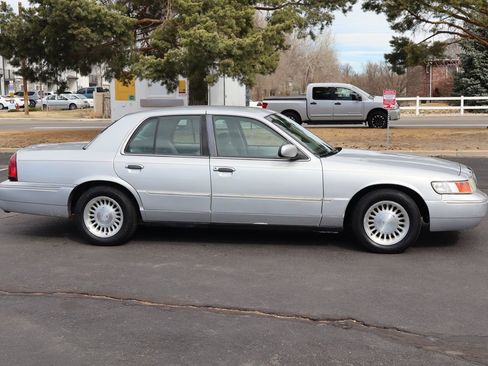Used 2002 Mercury Grand Marquis LS image 3