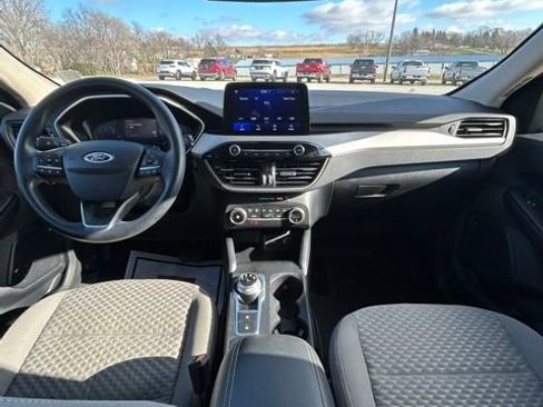 Used 2020 Ford Escape SE image 11