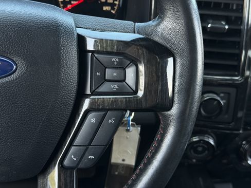 Used 2018 Ford F150 XLT w/ Equipment Group 302A Luxury AWD/4WD image 19