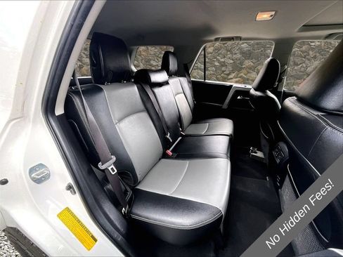 Used 2016 Toyota 4Runner SR5 Premium AWD/4WD image 22